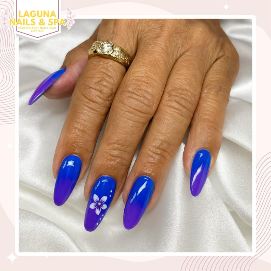 Halloween nail design